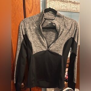 cute stretchy grey/black reebok athletic long sleeve, half zip